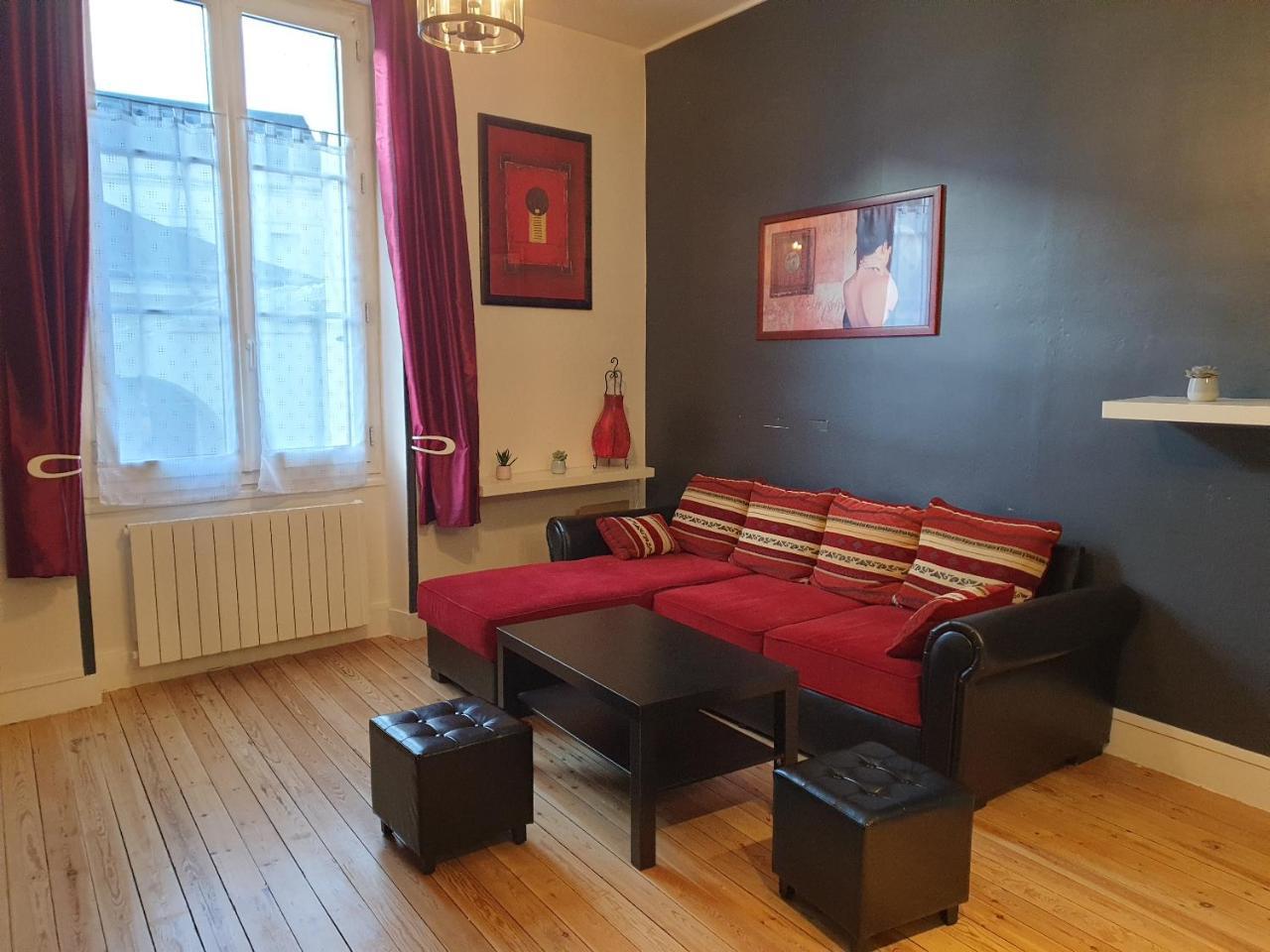 Bourgueil Grand Appartement Proche Cnpe Chinon — 4-Star Luxury Hotel in Bourgueil, France