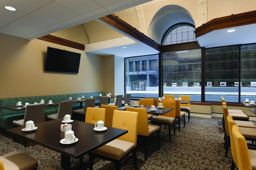 Hilton Garden Inn Rochester Downtown NY - photo 45