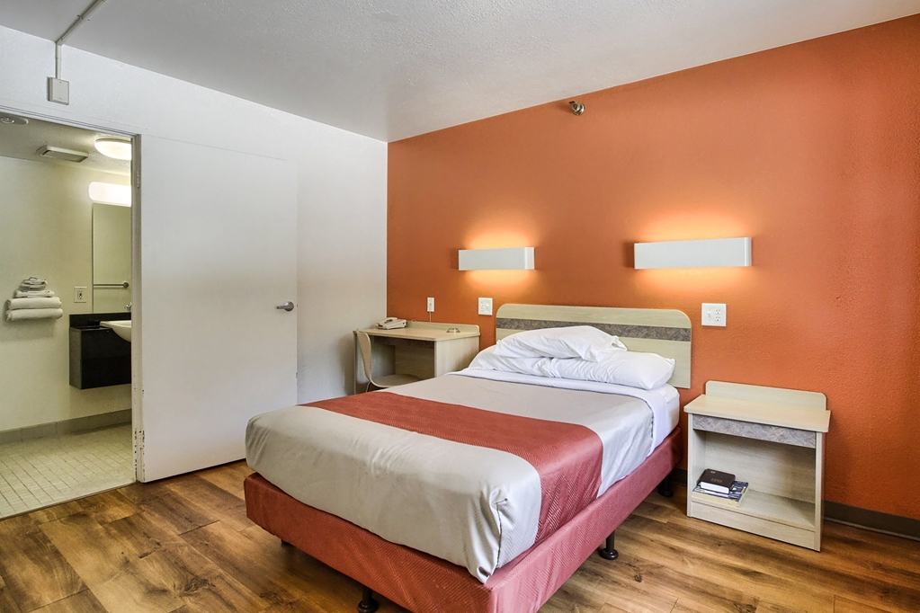 Motel 6 New Cumberland PA Harrisburg Hershey South - photo 6