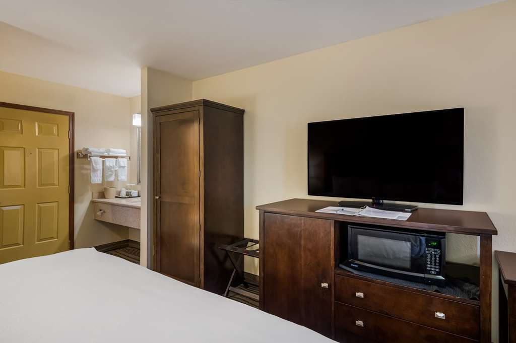 Best Western Cottage Grove Inn - photo 5