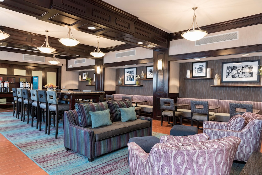 Hampton Inn Detroit Roseville - photo 27