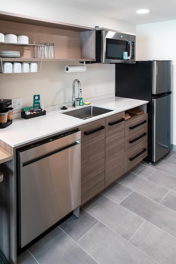 Home2 Suites by Hilton Effingham - photo 12