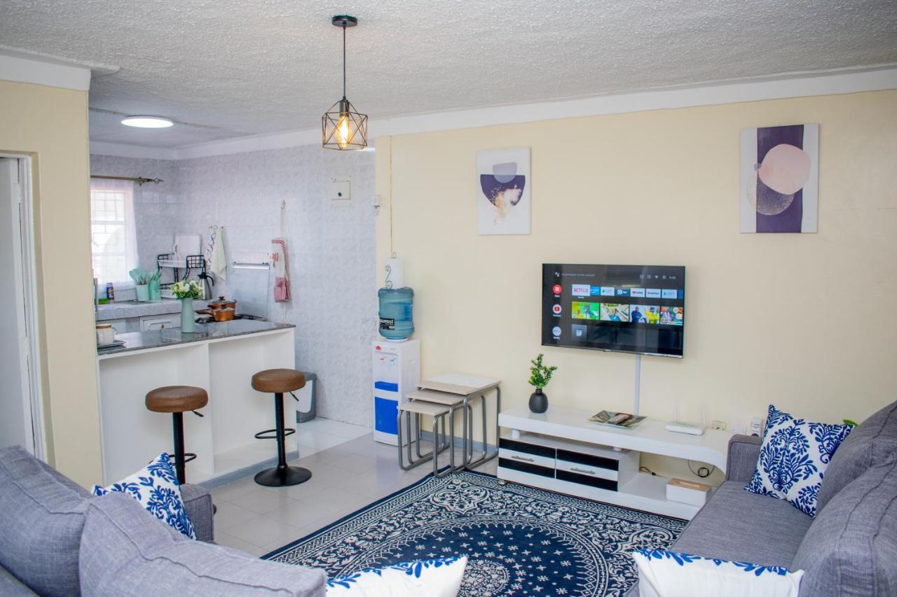 Arabella Alpha Modern & Homely 1 Bedroom Apartment in Karen