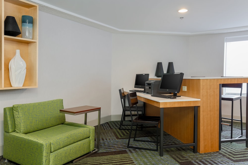 Holiday Inn Express Milwaukee West Medical Center by IHG - photo 31