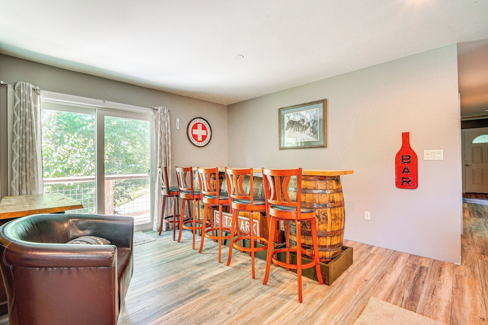 Wilmington Retreat Near Trails Skiing & Festivals in Wilmington, United States