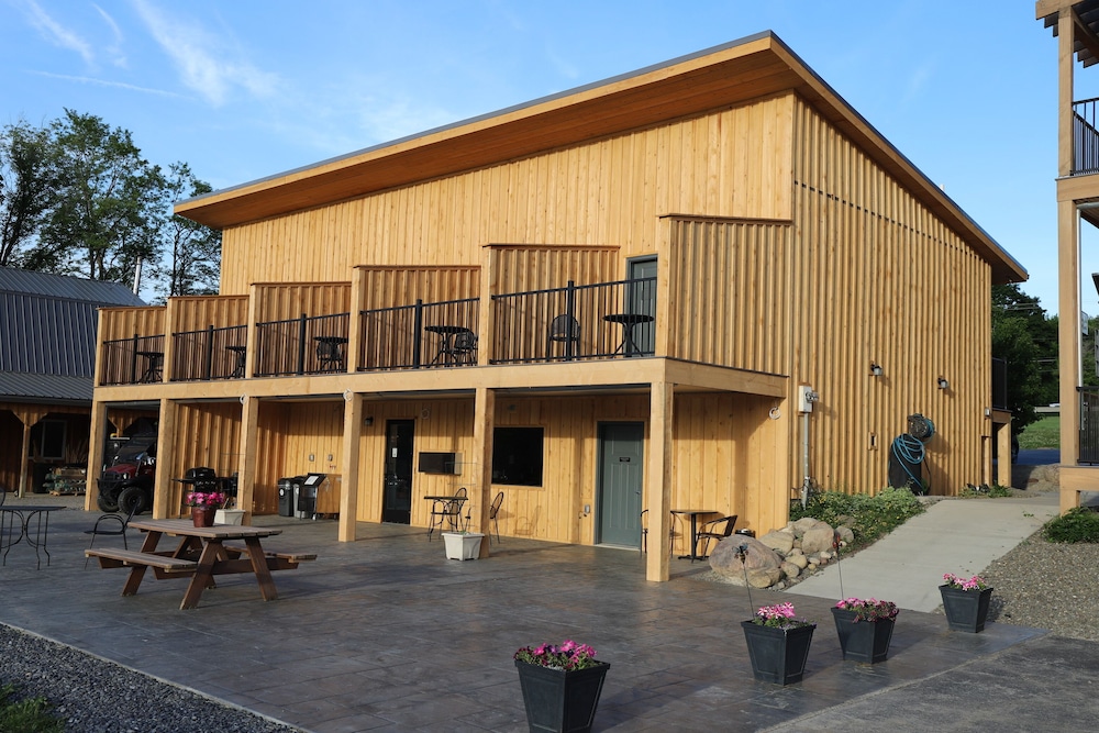 Lakeside Resort - photo 74