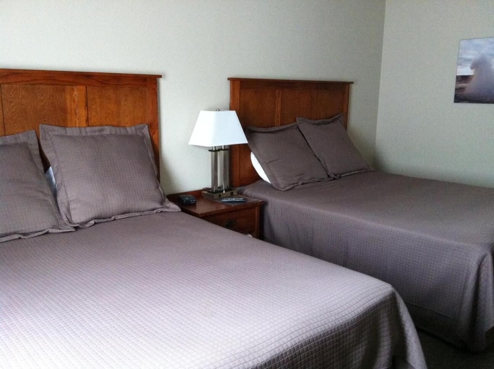 Pleasant Night Inn Carthage Near Fort Drum - photo 8