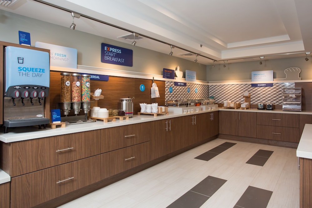 Holiday Inn Express Chelmsford by IHG - photo 28