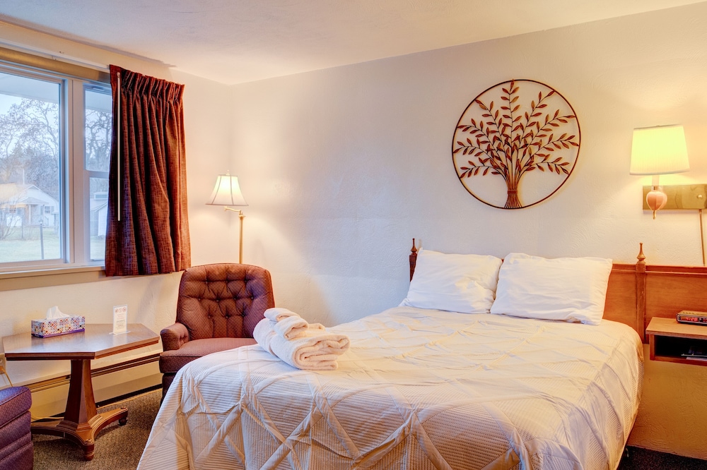 Gale River Motel - photo 15