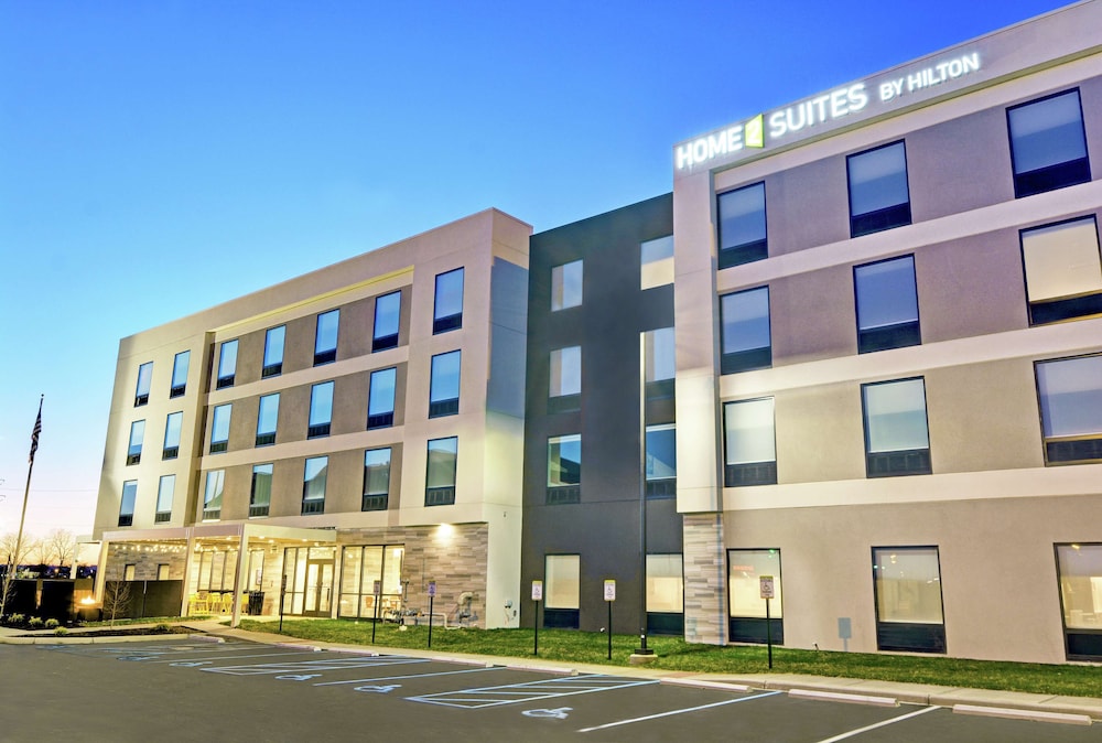Home2 Suites by Hilton Clarksville Louisville North - photo 41