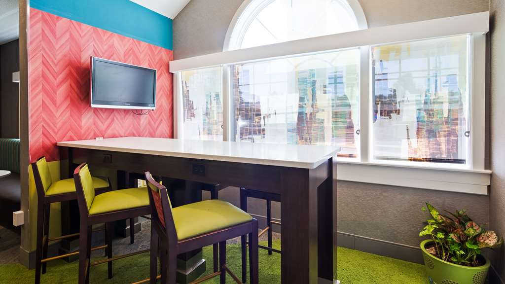 Best Western Plus Harrisburg Mechanicsburg - photo 5