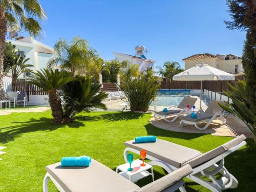 Ayia Napa Holiday Villa 040 — 4-Star Luxury Hotel in Ayia Napa, Cyprus