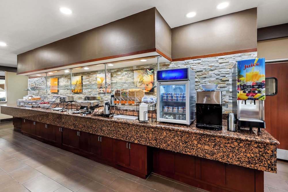 Comfort Inn Roswell Dunwoody - photo 32