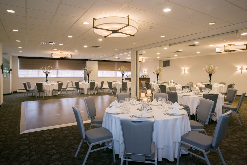 The Kenilworth Hotel Airport West - photo 33