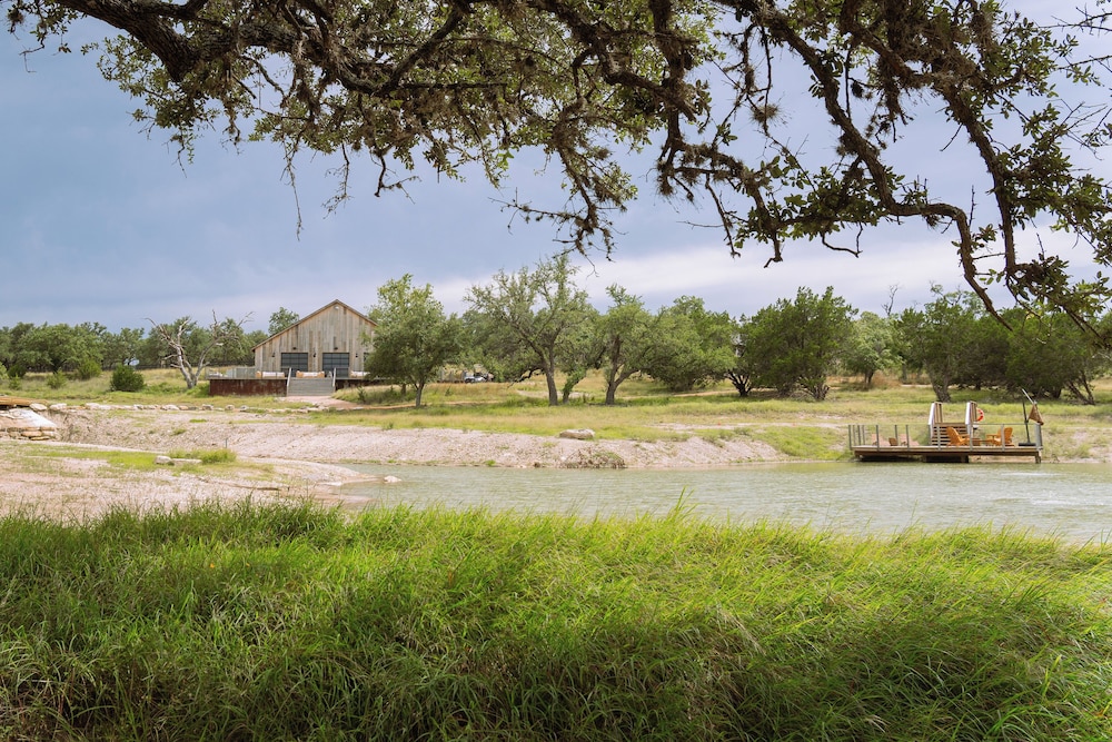 Outdoorsy Hill Country - photo 62