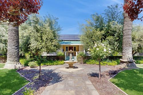 Starlite Vineyard Escape - last minute hotel in Unknown City