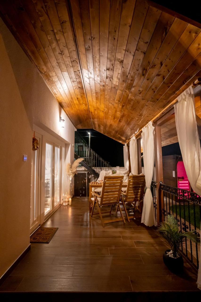 Szanna Apartman — 4-Star Luxury Hotel in Doboz, Hungary