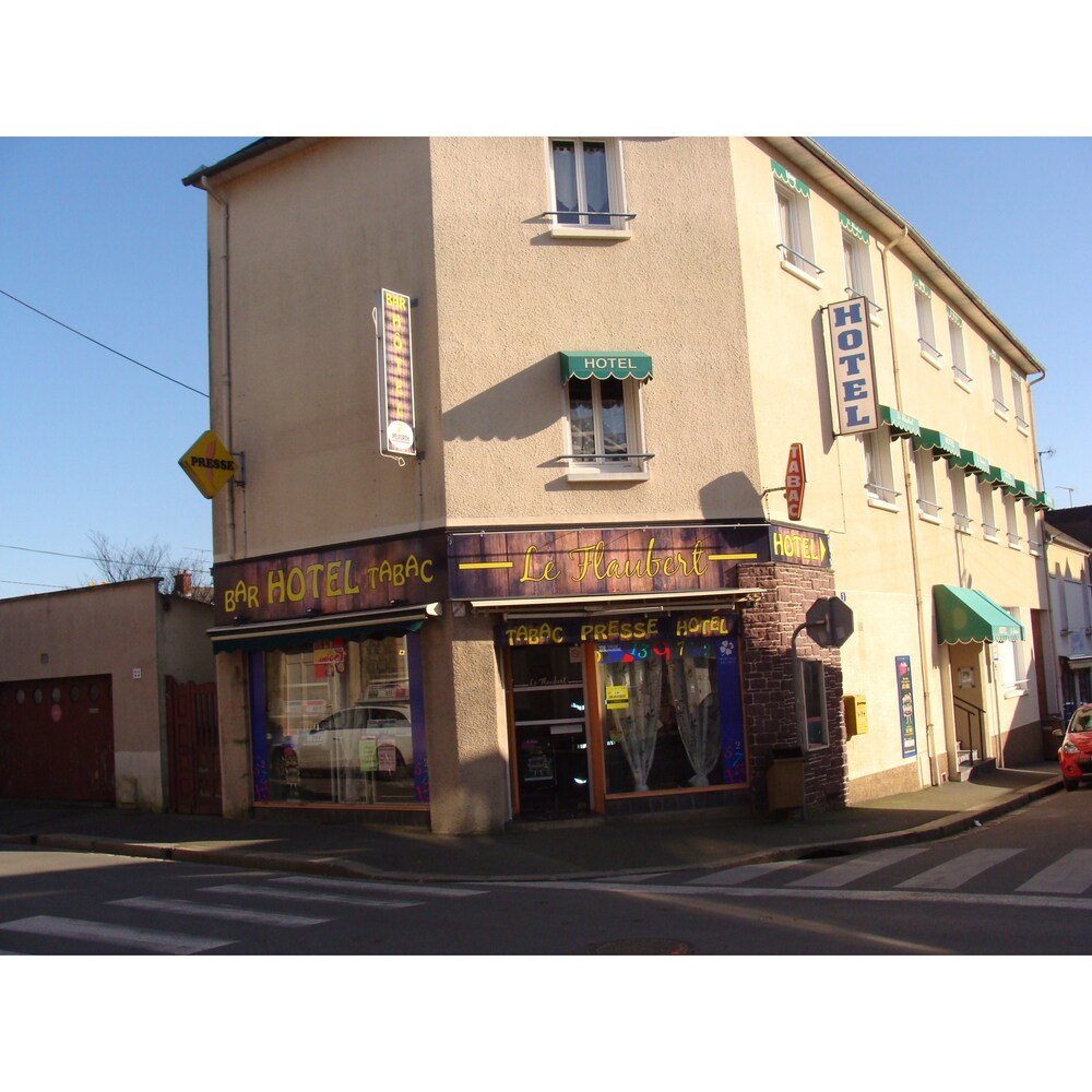 Hotel Le Flaubert in Fougeres, France