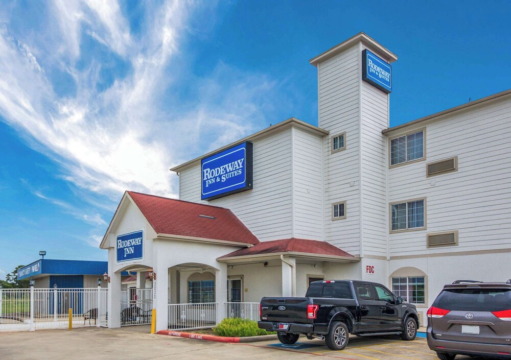 Rodeway Inn & Suites Port Arthur Groves - photo 29