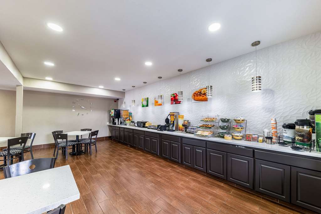 Quality Inn & Suites Canton - photo 28