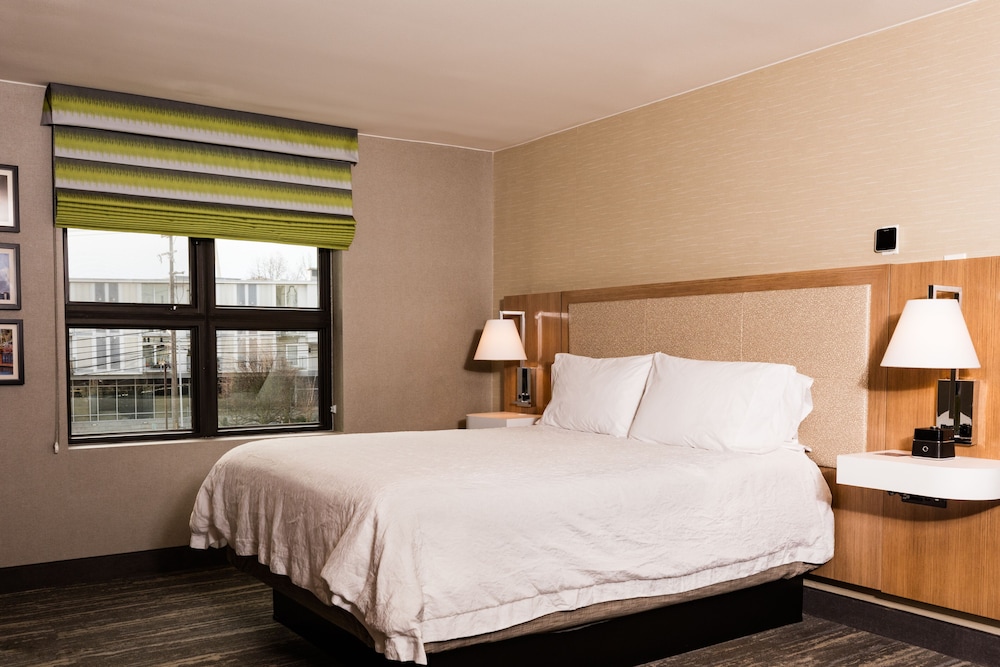 Hampton Inn & Suites Seattle Downtown - photo 4