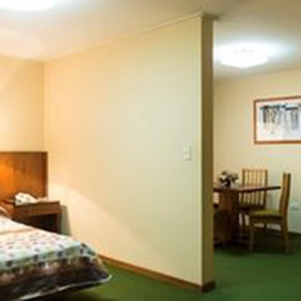Hotel del Jardín — hotel in San Miguel De Tucuman