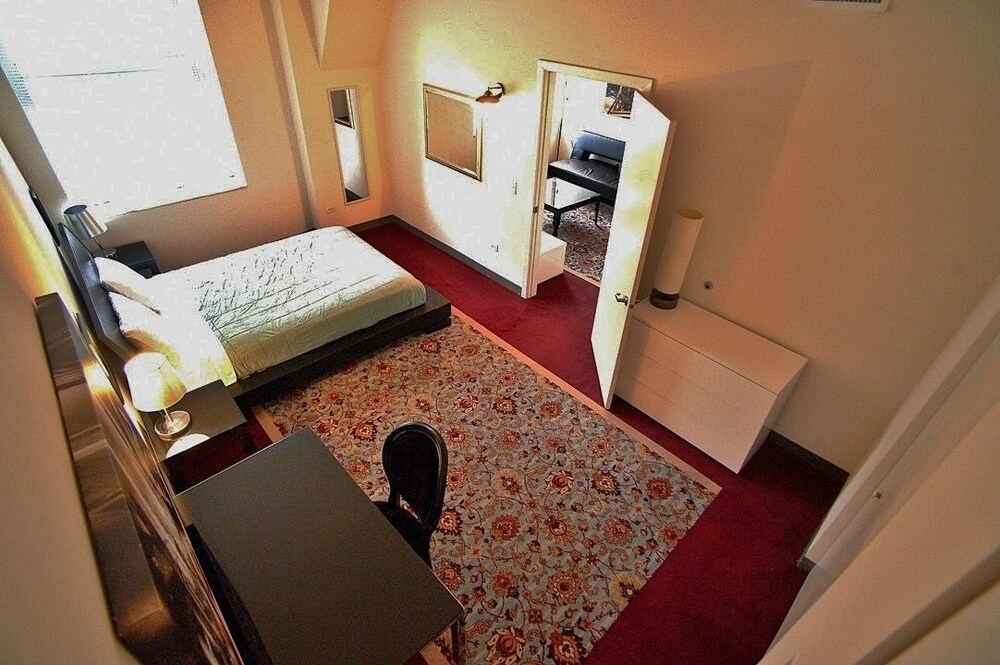 The Pittsfield Hotel Apartments Suites - photo 22