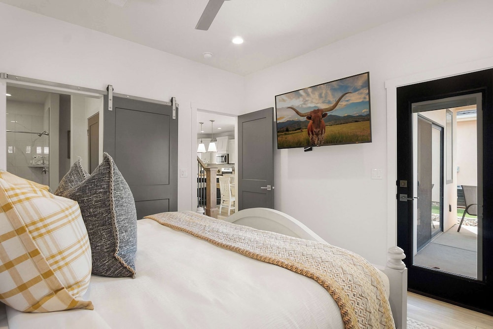 The Ranch House - photo 12