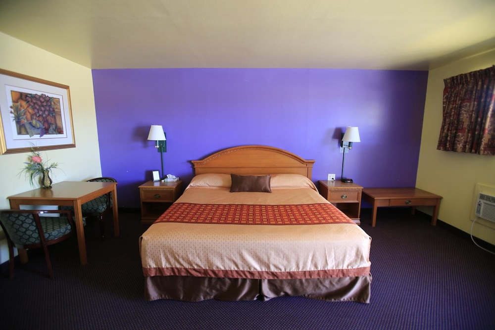 Shamrock Country Inn - photo 17