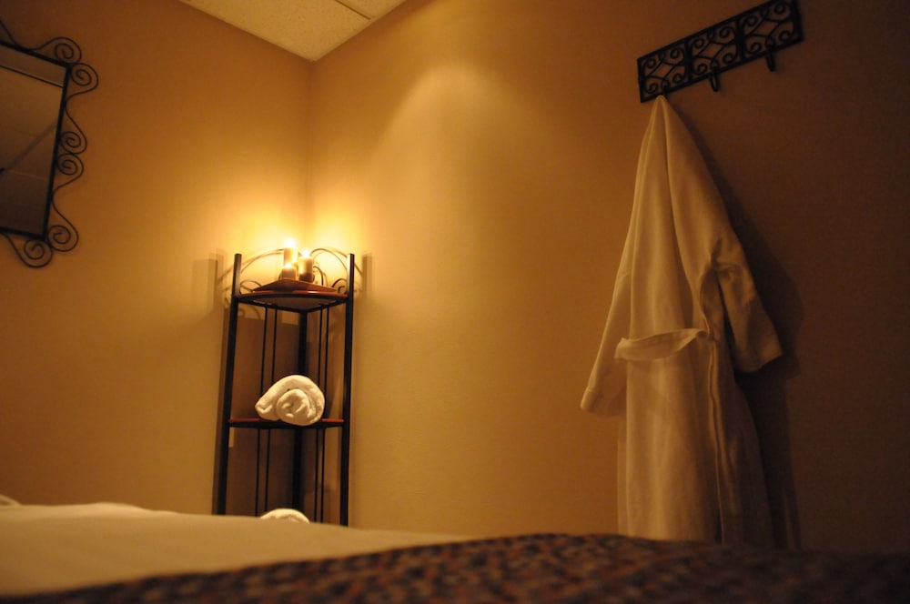 The Clyde Hotel - photo 42
