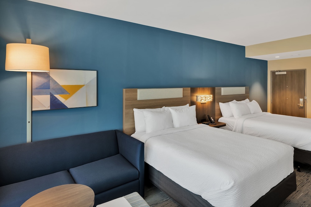 Holiday Inn Express & Suites Fort Walton Beach Eglin Area by IHG - photo 20