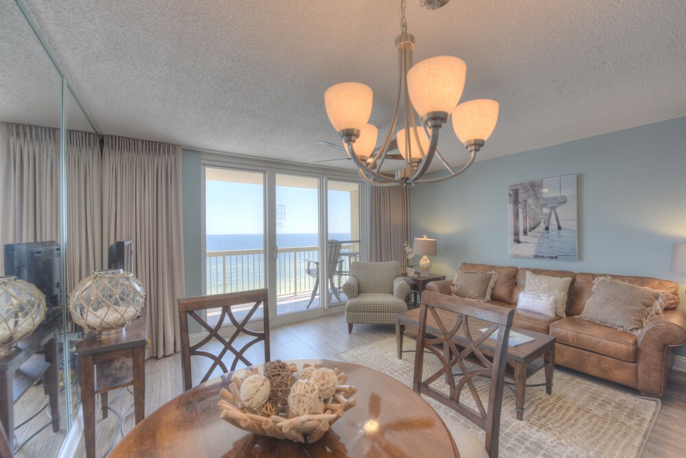 Pelican Beach Resort - photo 15