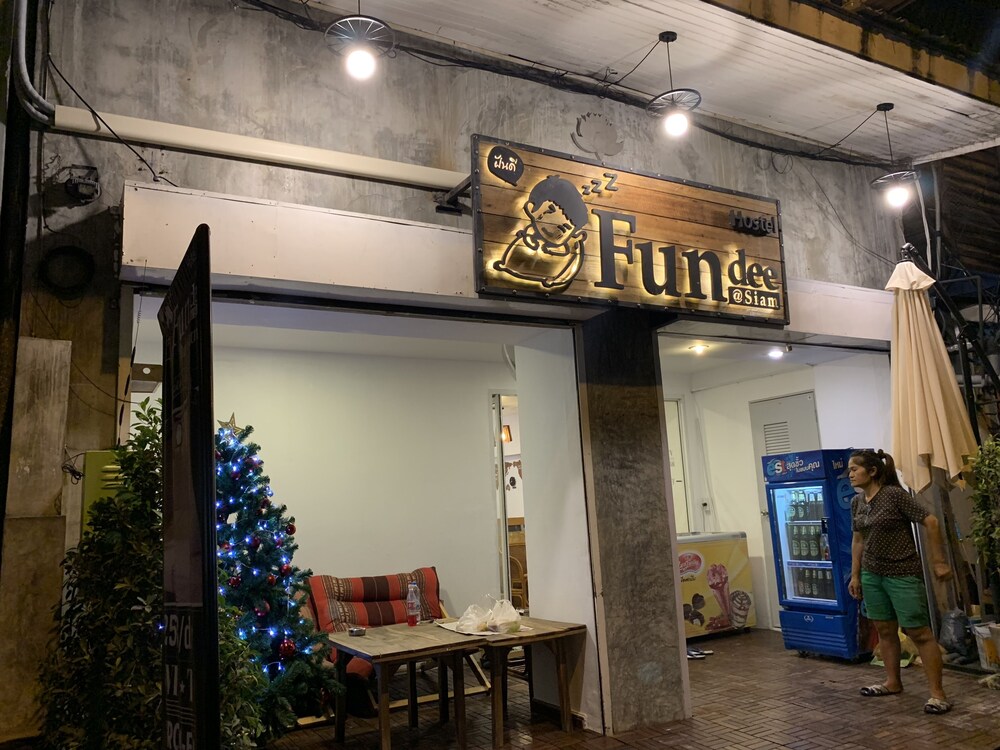 Fundee at Siam Hostel Adults Only