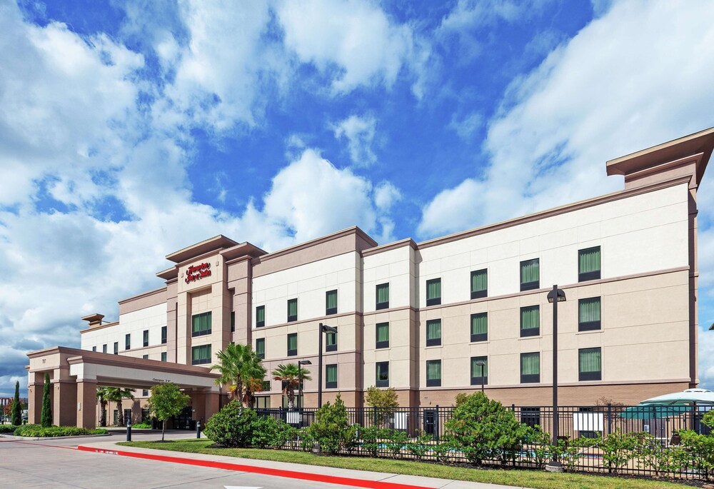Hampton Inn & Suites by Hilton Houston North IAH - featured photo
