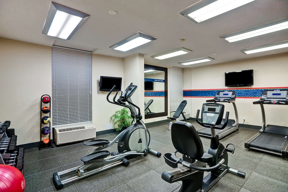 Hampton Inn Morgantown - photo 22