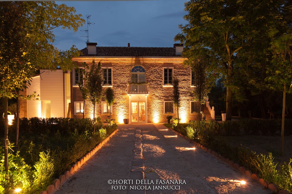 Villa Horti della Fasanara — 4-Star Luxury Hotel in Ferrara, Italy