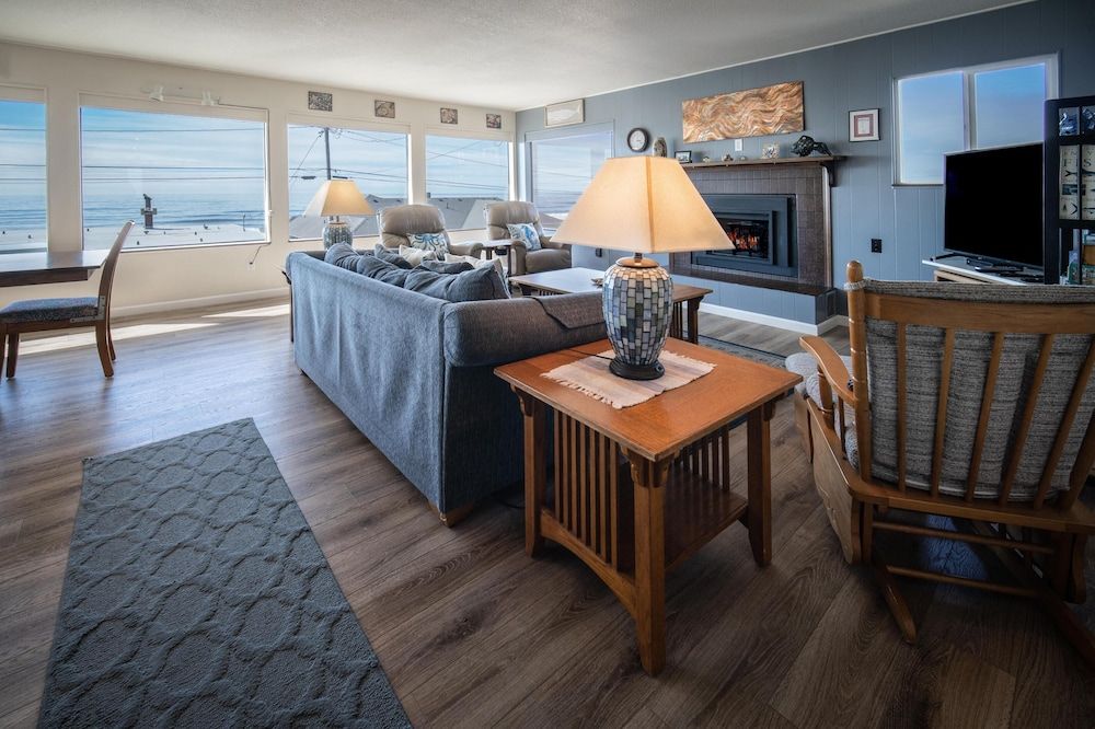 The Seaview - photo 25
