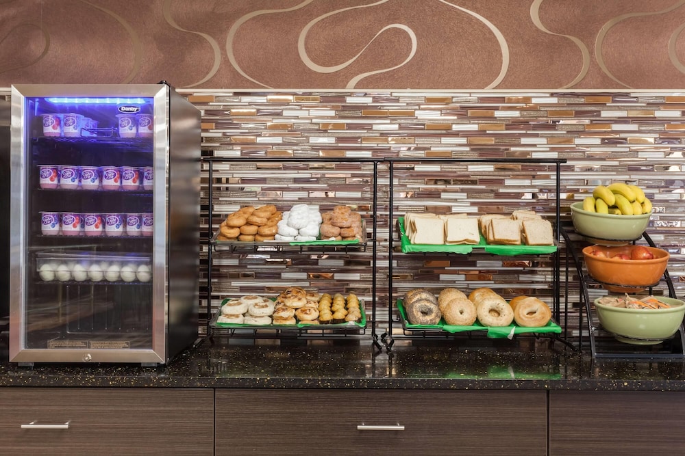 Ramada by Wyndham Newburgh West Point - photo 20