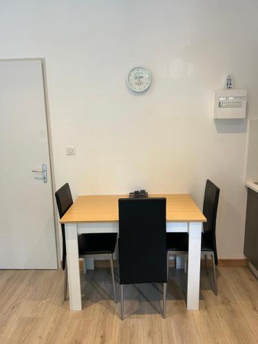 Studio Vu Parc Des Celestins in Vichy, France