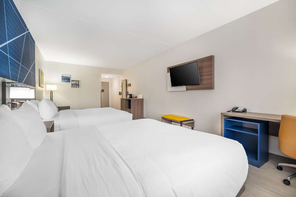 Comfort Suites Louisville Airport - photo 12