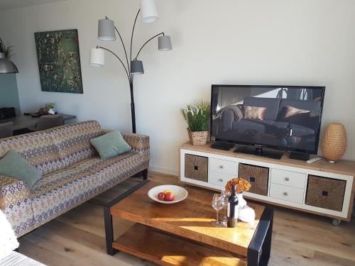 Sterflat 103 — 4-Star Luxury Hotel in Egmond Aan Zee, Netherlands
