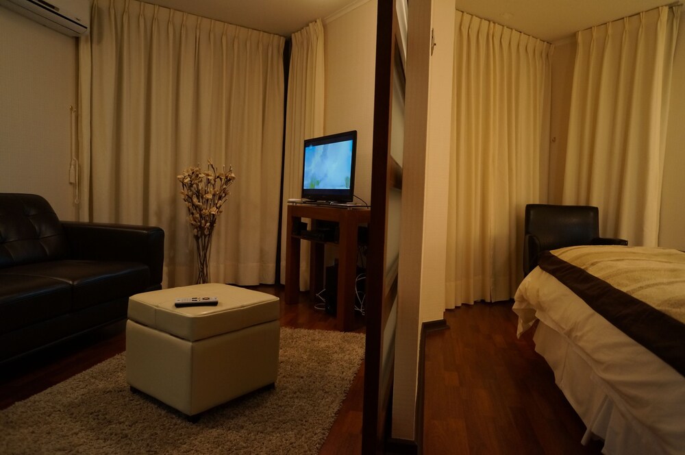 Dyfed 23 - carbon neutral hotel in Borth