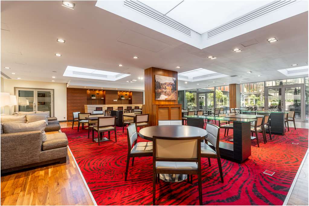 מזון ומשקאות