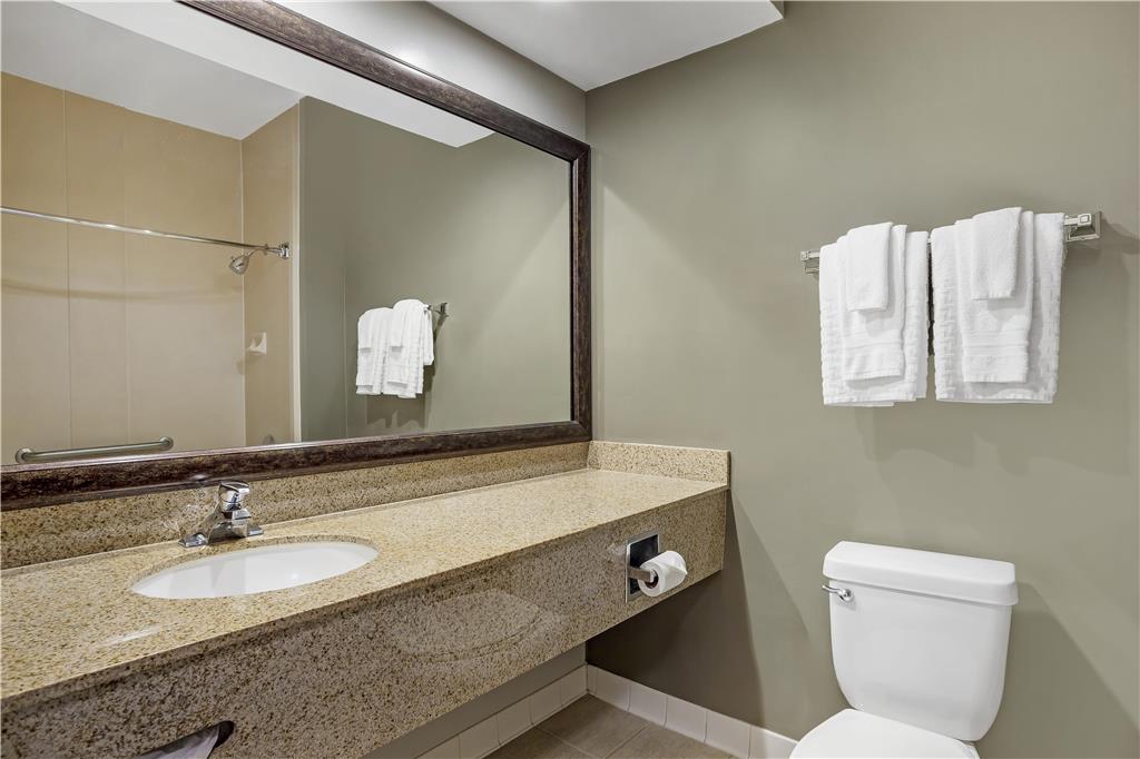 Best Western Plus Dixon Davis - photo 46