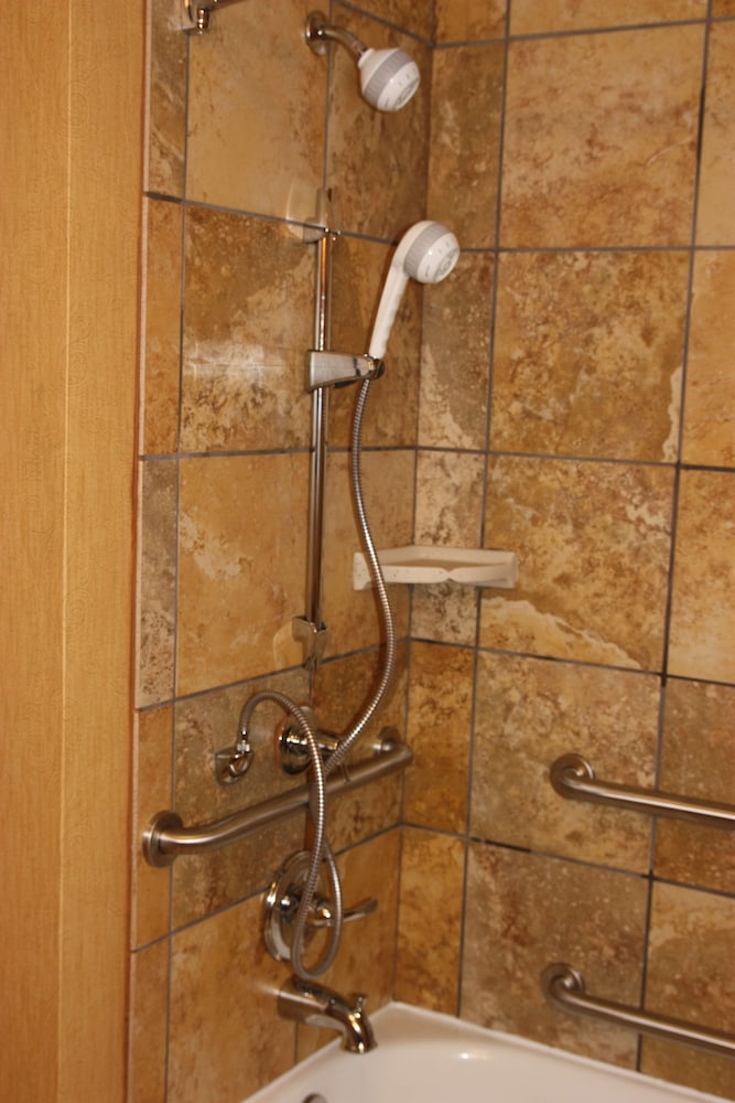 Hampton Inn & Suites Wiggins - photo 32