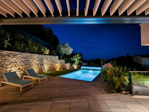 Lone Star Riviera 5 Minutes Walk To the Beach in Carqueiranne, France