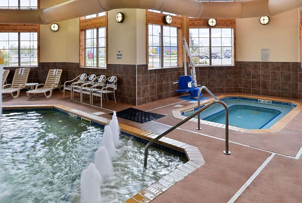 AmericInn by Wyndham Fargo Medical Center - photo 10