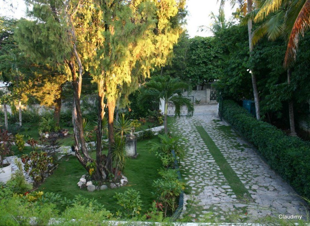 Le Jardin Hotel — hotel in Port-Au-Prince