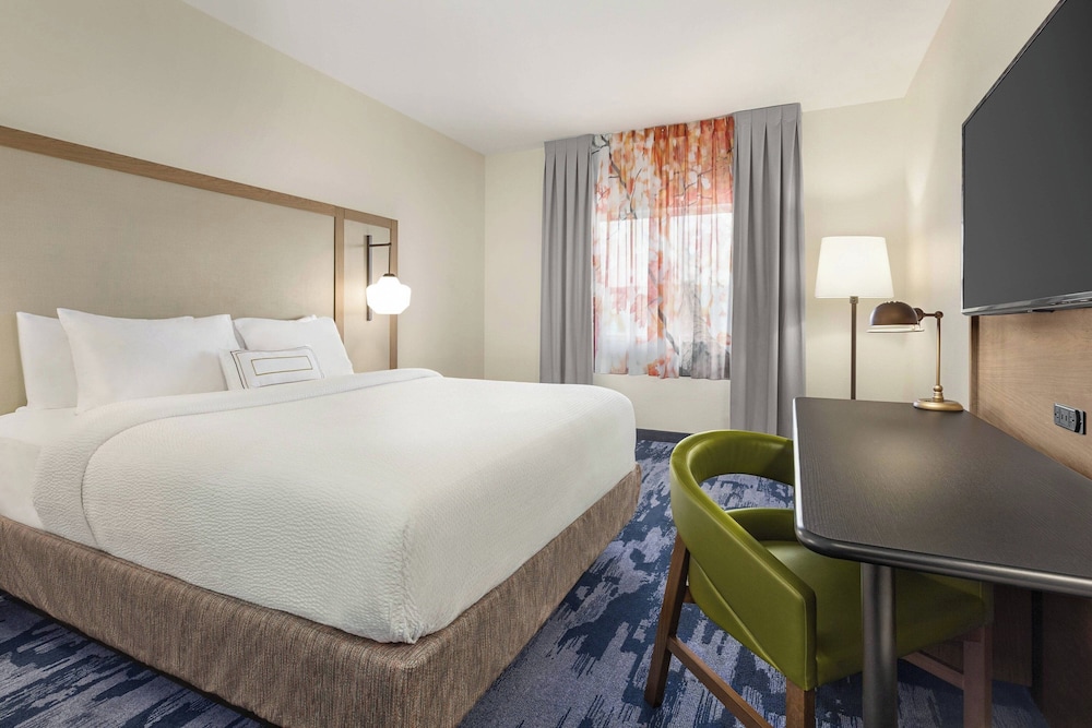 Fairfield Inn by Marriott Tracy - photo 9