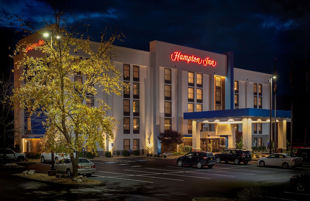 Hampton Inn Bristol - photo 23